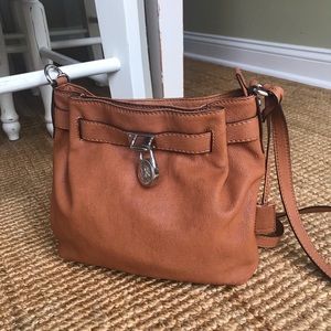 MICHAEL Michael Kors Crossbody Bag in Camel